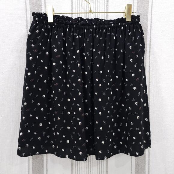 GARNET HILL Skirt Sz M Essential Paper Bag Waist Ditzy Floral Skater Cottagecore - Picture 3 of 9